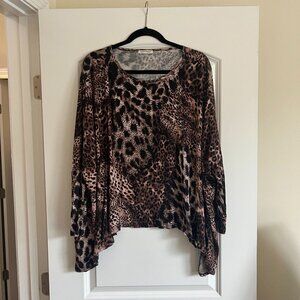 Animal print 3/4 sleeve top blouse flowy
